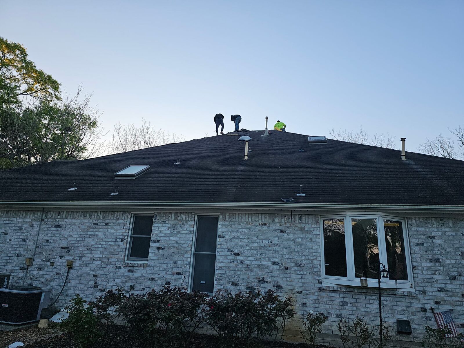 Roofing project photo 67